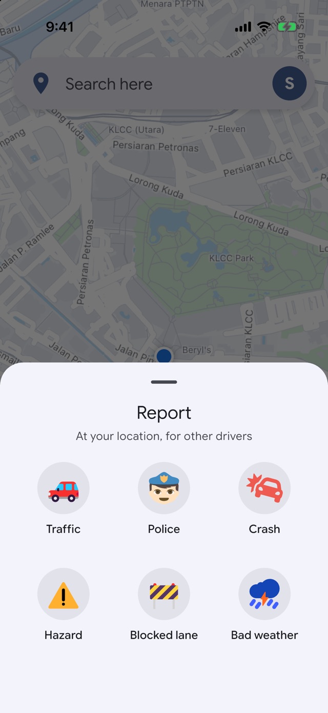 Report menu with Traffic, Police, Crash, Hazard, Blocked lane and Bad weather